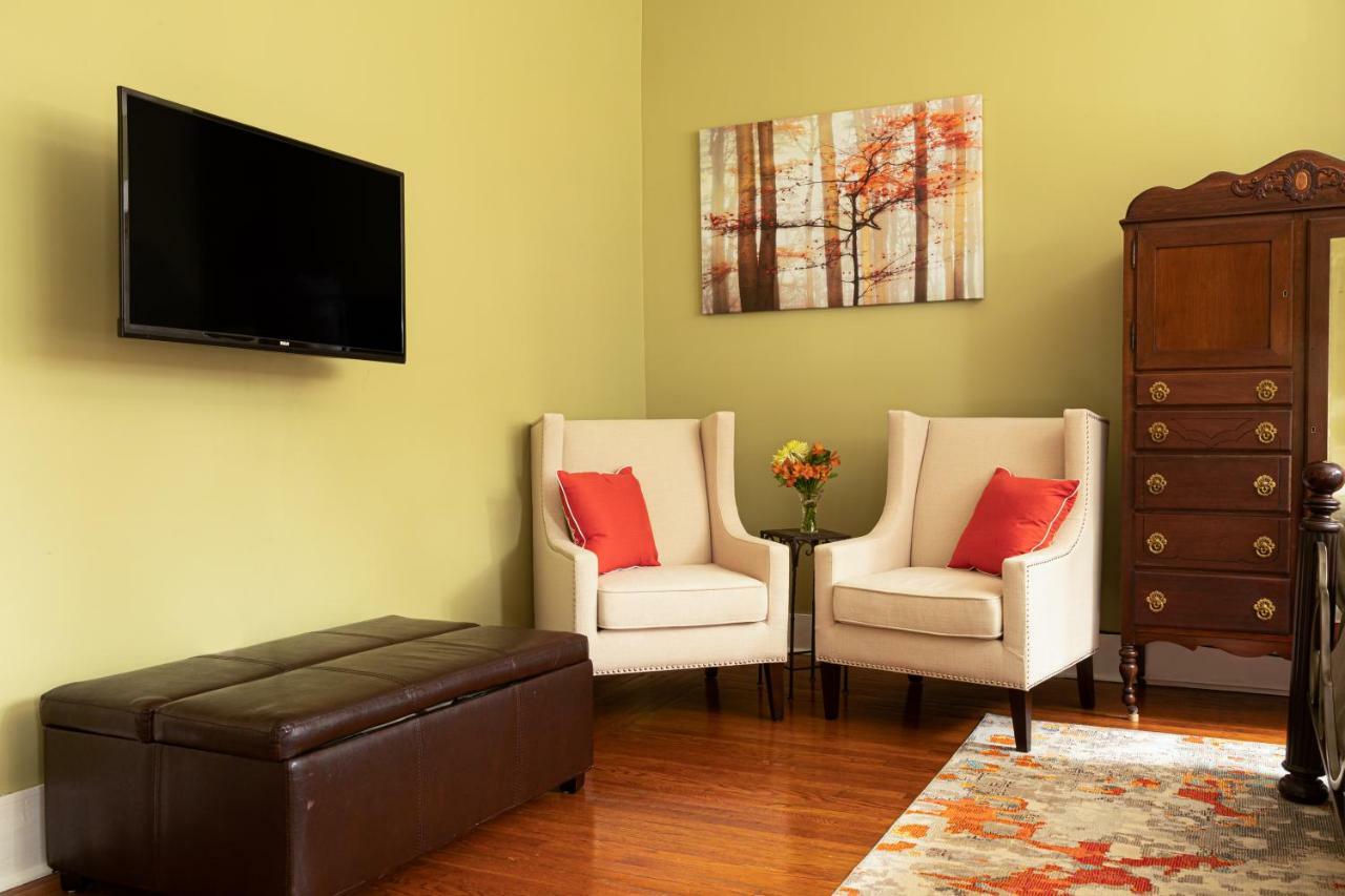Rosemont Inn Utica Εξωτερικό φωτογραφία
