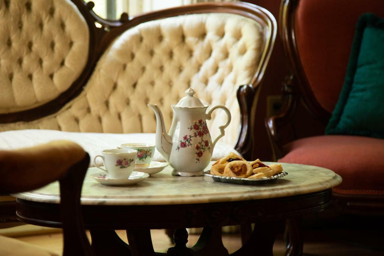 Rosemont Inn Utica Εξωτερικό φωτογραφία