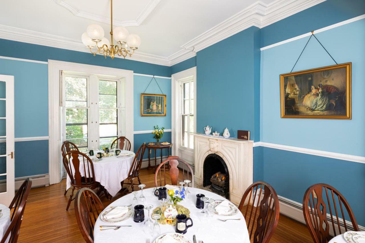 Rosemont Inn Utica Εξωτερικό φωτογραφία