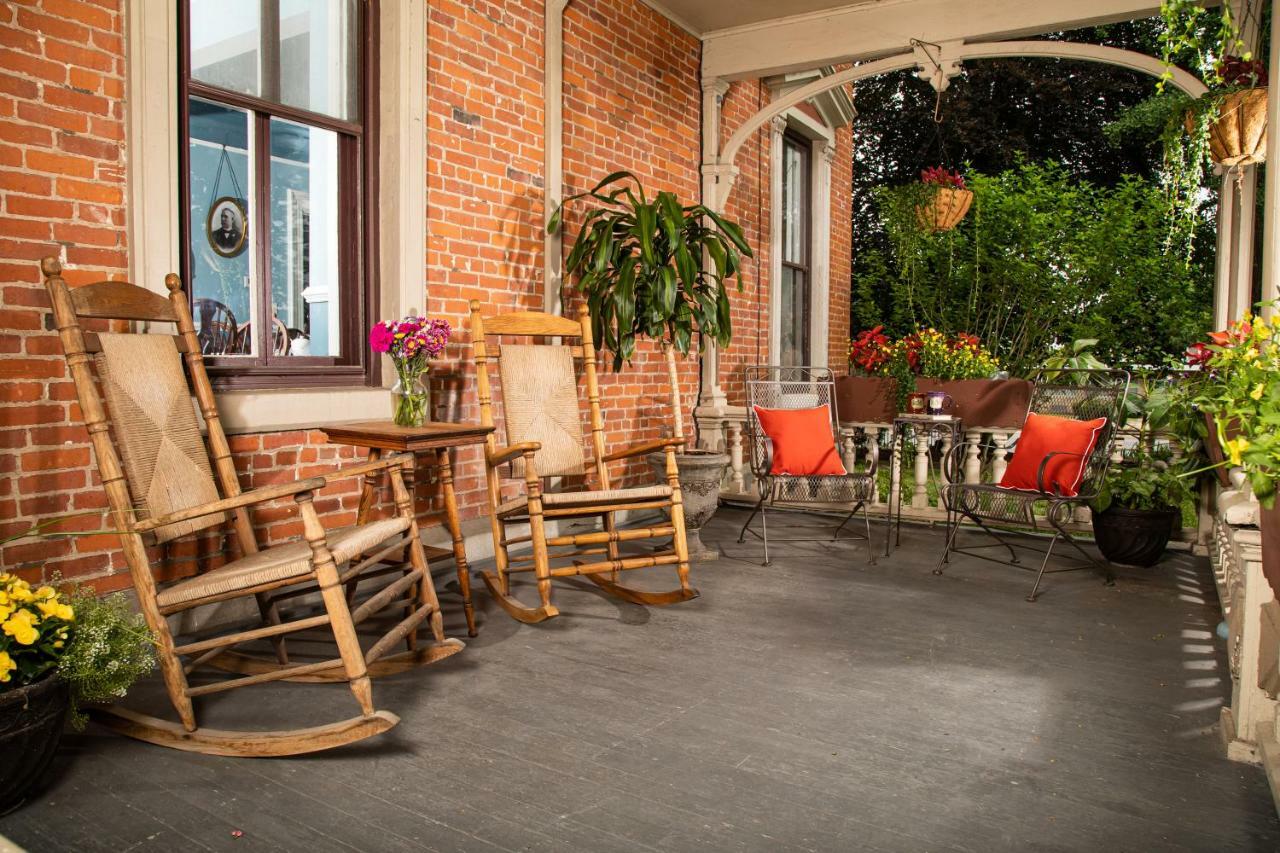 Rosemont Inn Utica Εξωτερικό φωτογραφία