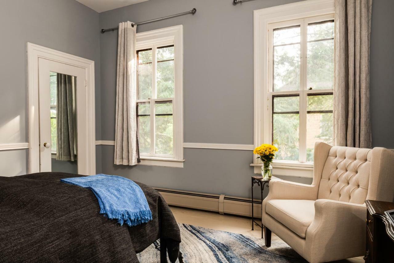 Rosemont Inn Utica Εξωτερικό φωτογραφία